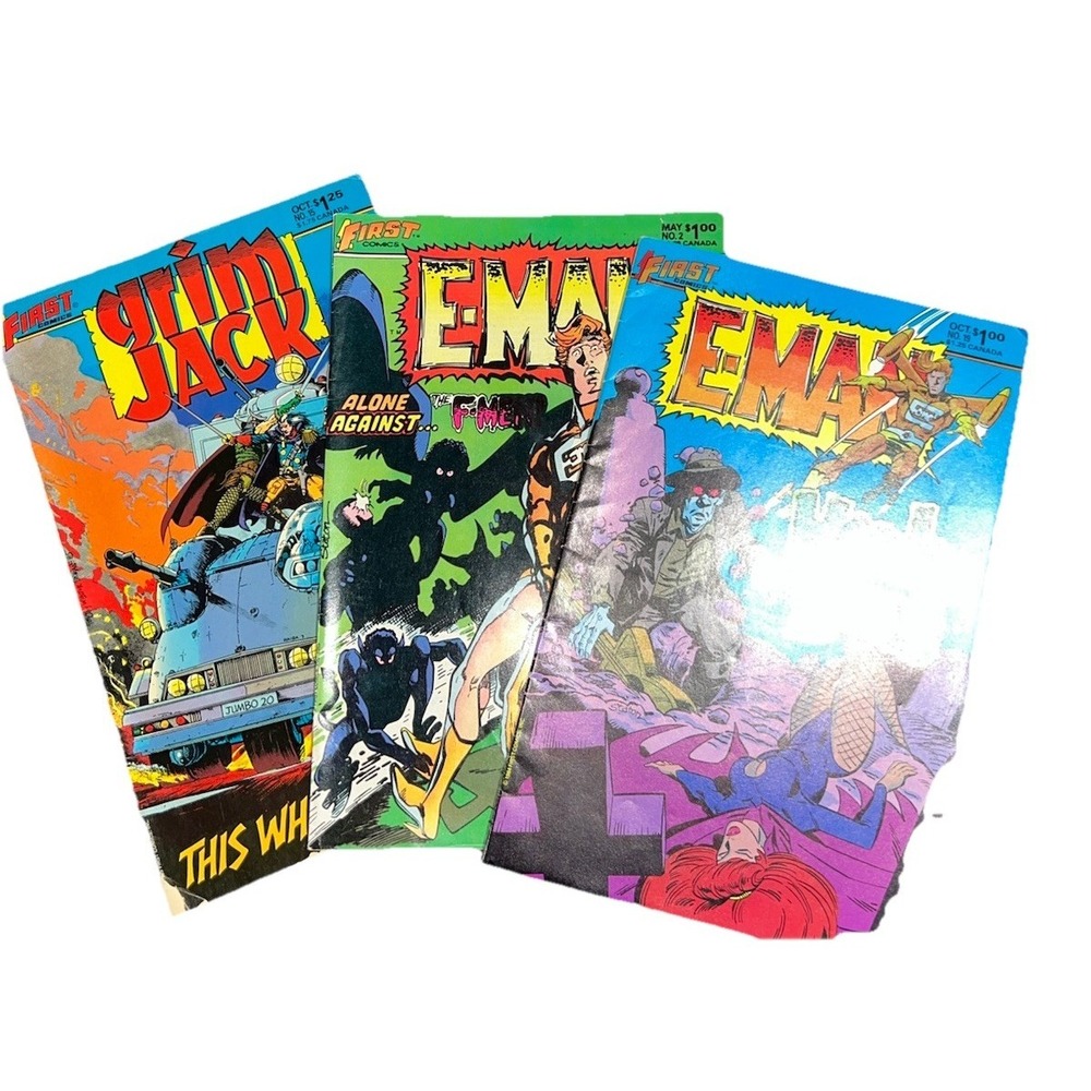 (…2) several vintage First Comics graphic novels,‎ Includes 3
